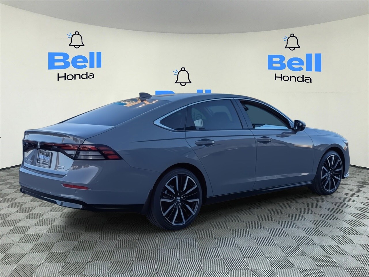 2025 Honda Accord Hybrid Touring photo 3
