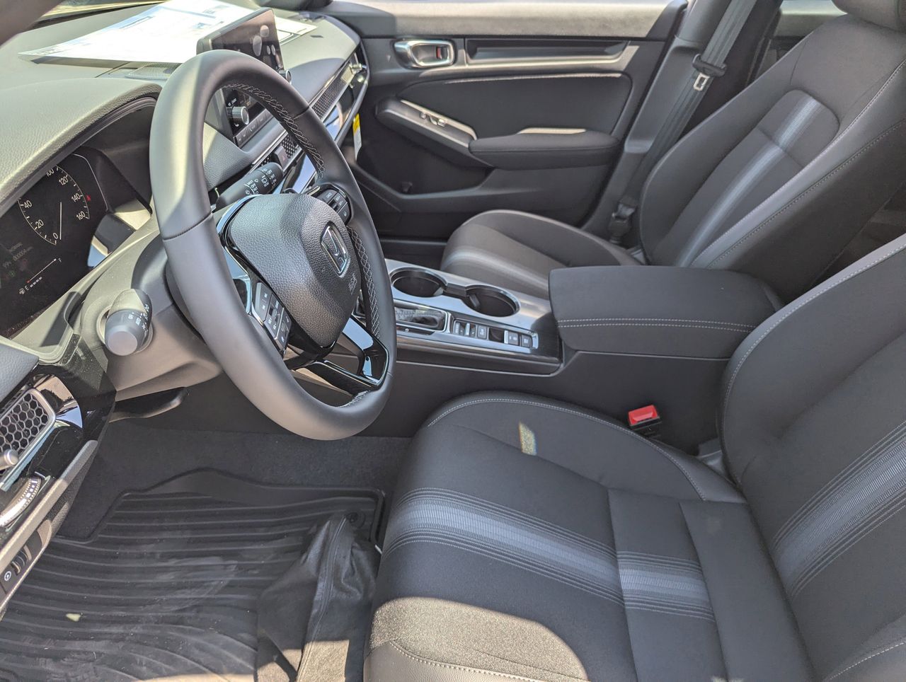 2026 Honda Civic Hatchback Sport - Photo 11