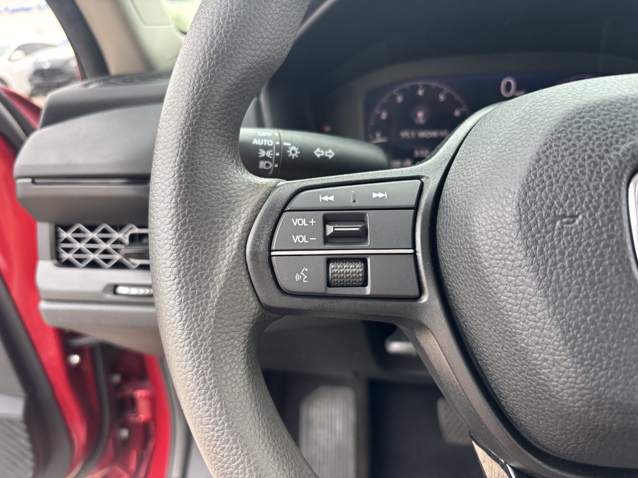 2024 Honda Accord LX - Photo 28