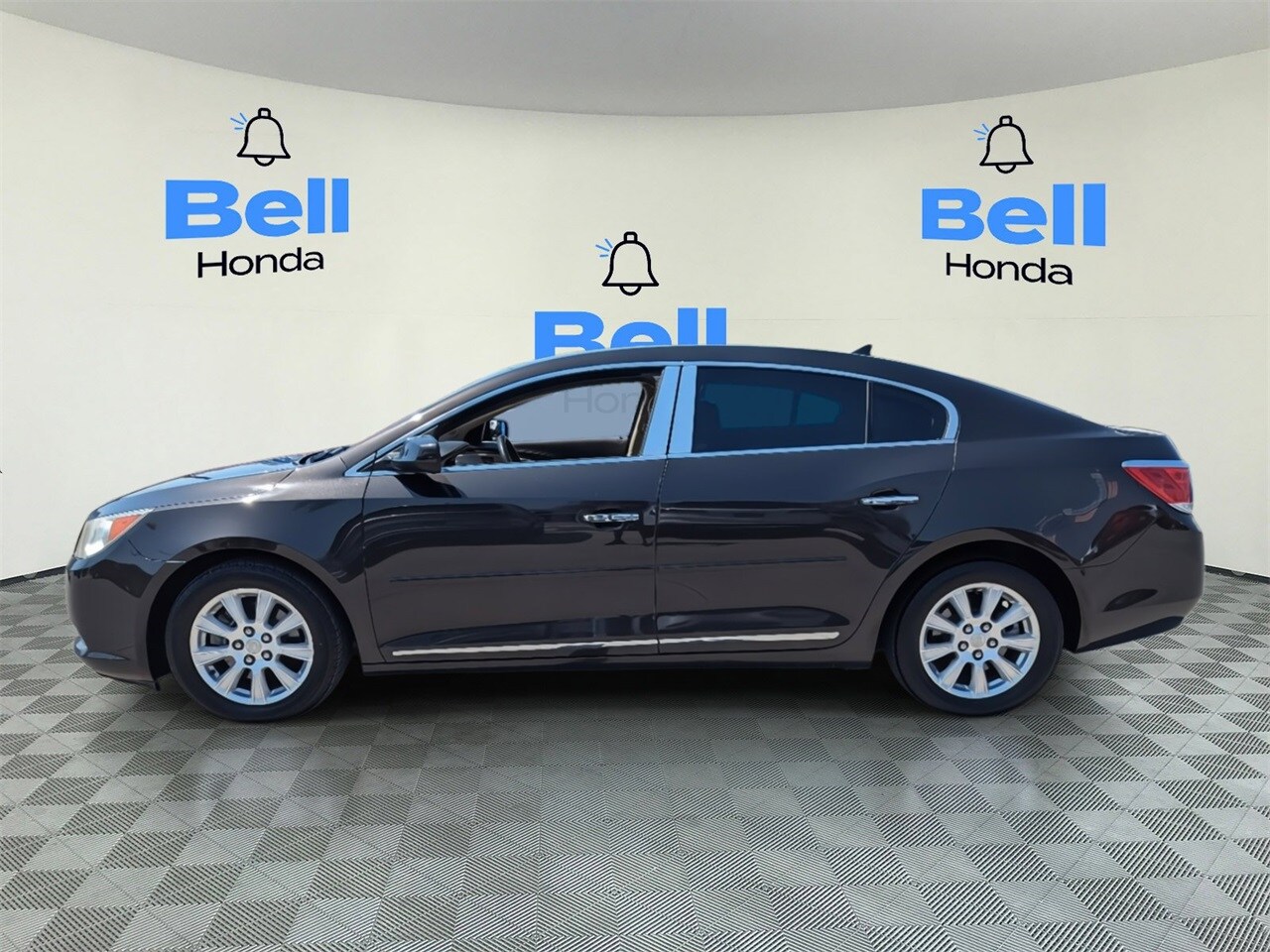 Used 2013 Buick LaCrosse Base with VIN 1G4GA5E30DF235122 for sale in Phoenix, AZ