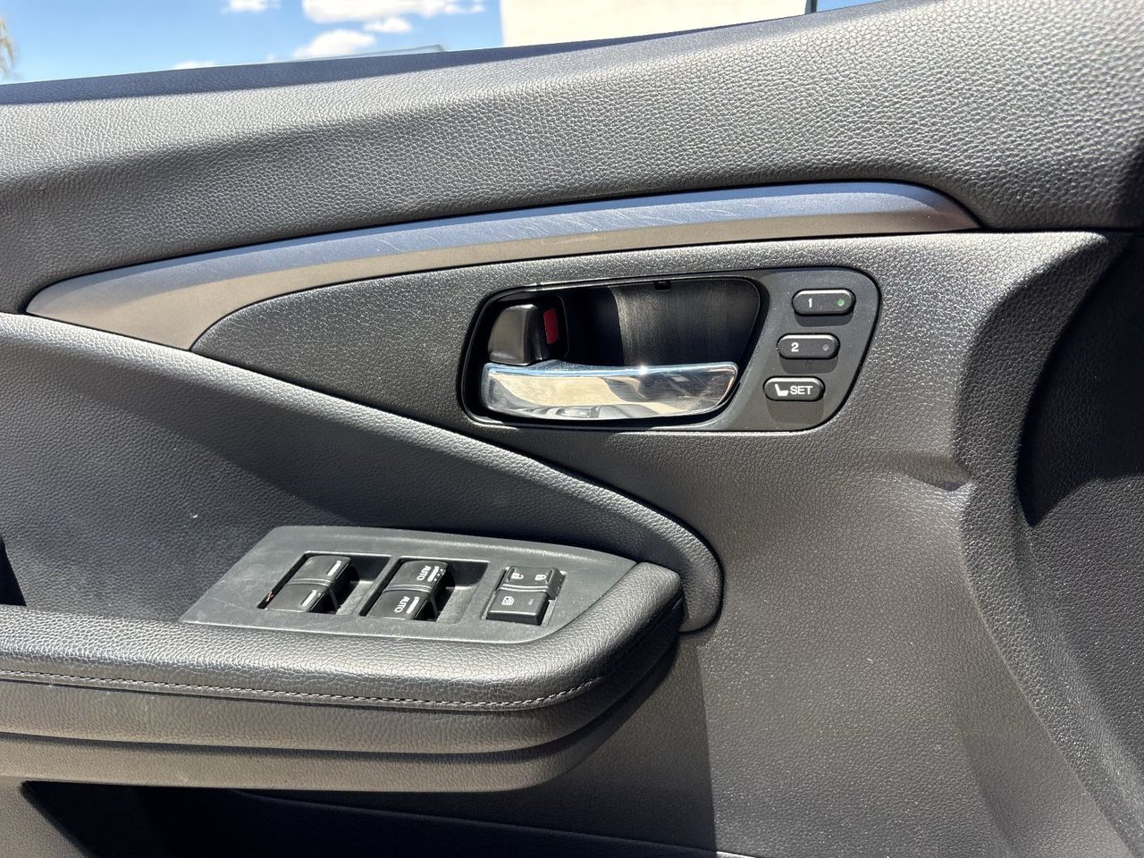 2022 Honda Pilot SE - Photo 19