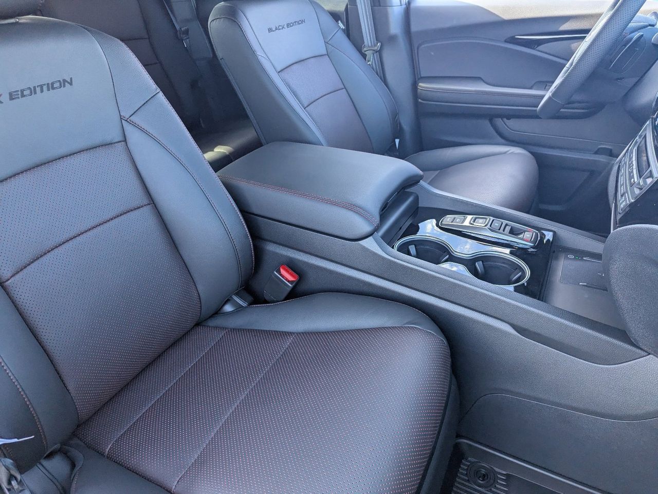2026 Honda Ridgeline Black Edition - Photo 6