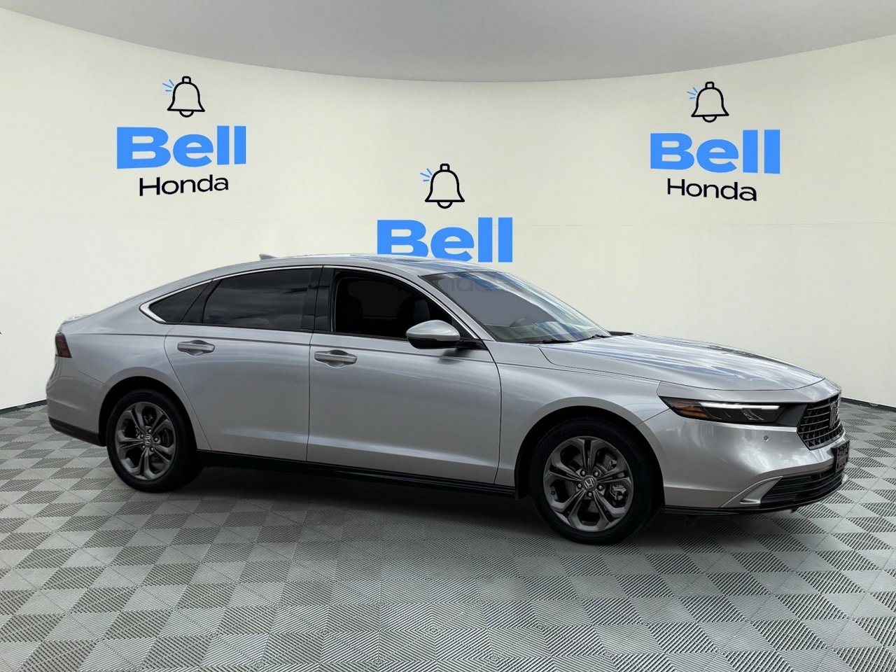 2025 Honda Accord Hybrid EX-L - Photo 6