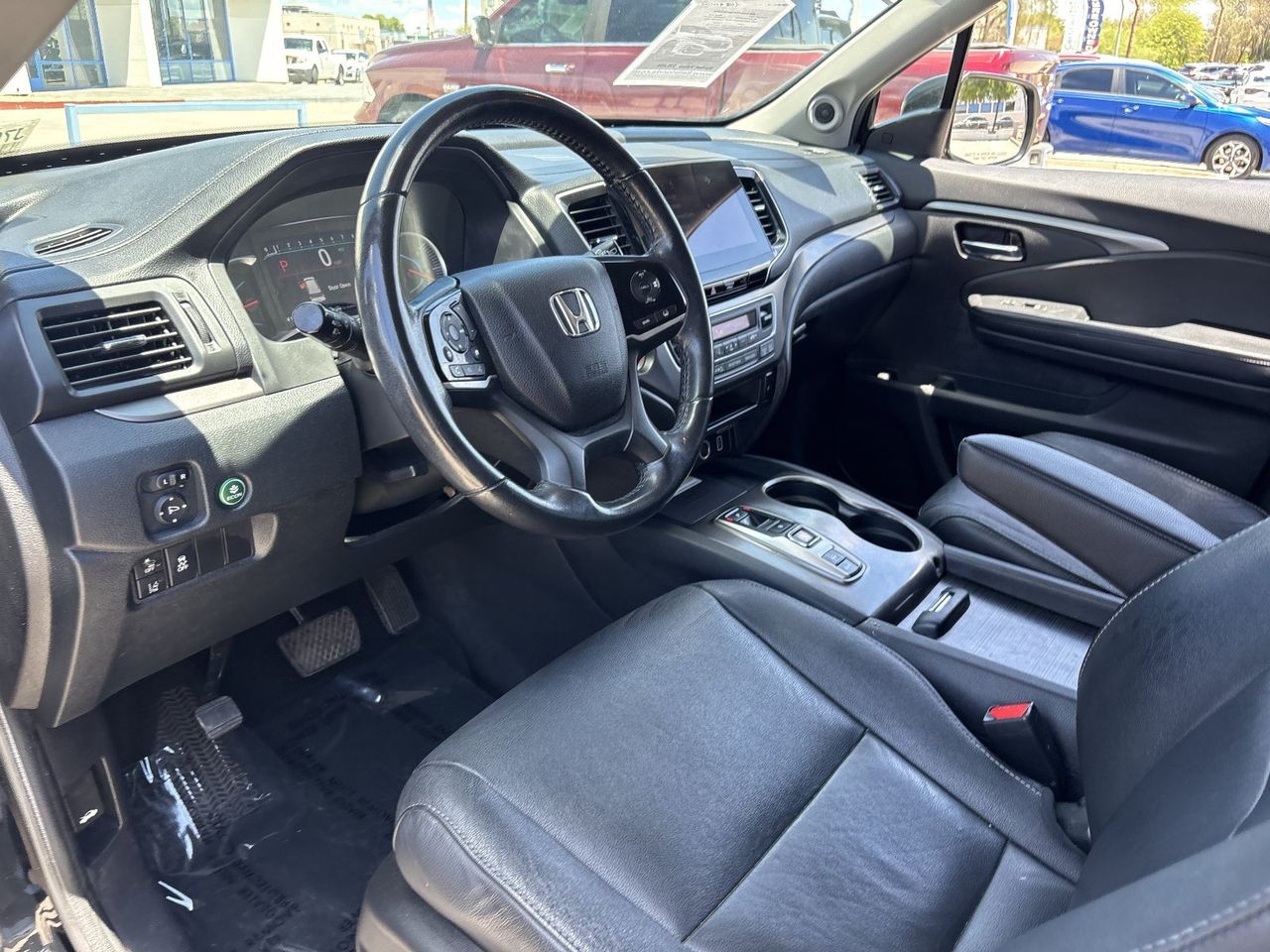 2022 Honda Pilot SE - Photo 16