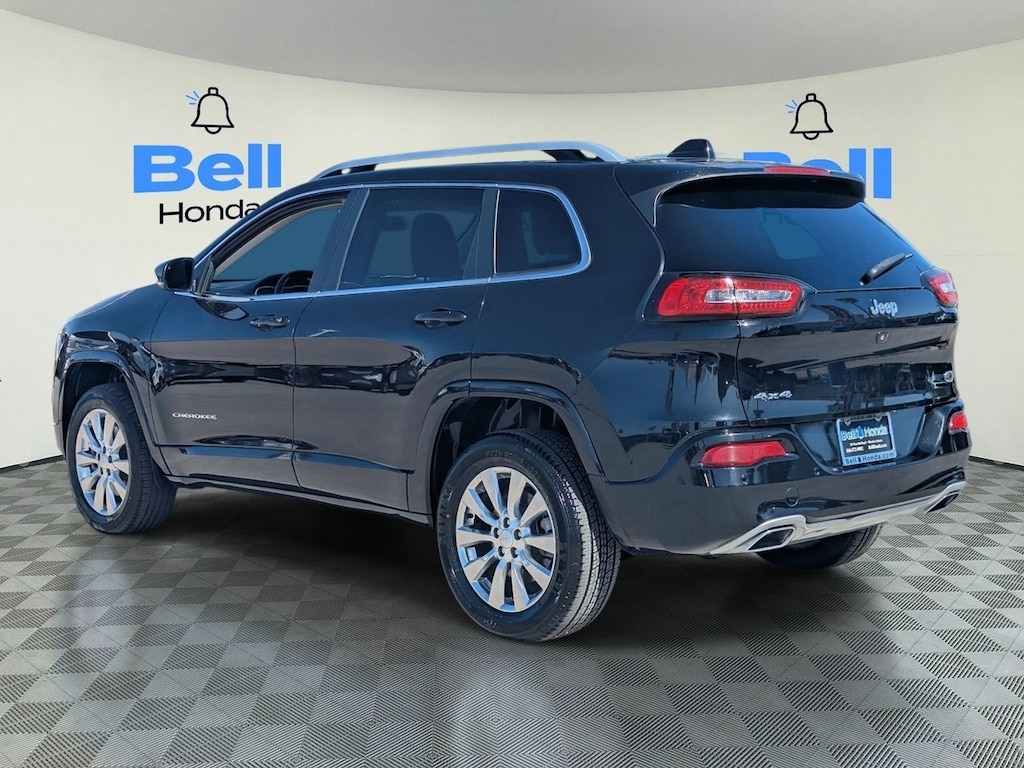 Used 2018 Jeep Cherokee Overland SUV