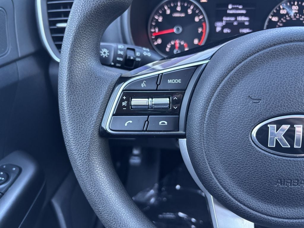 2022 Kia Sportage LX - Photo 15