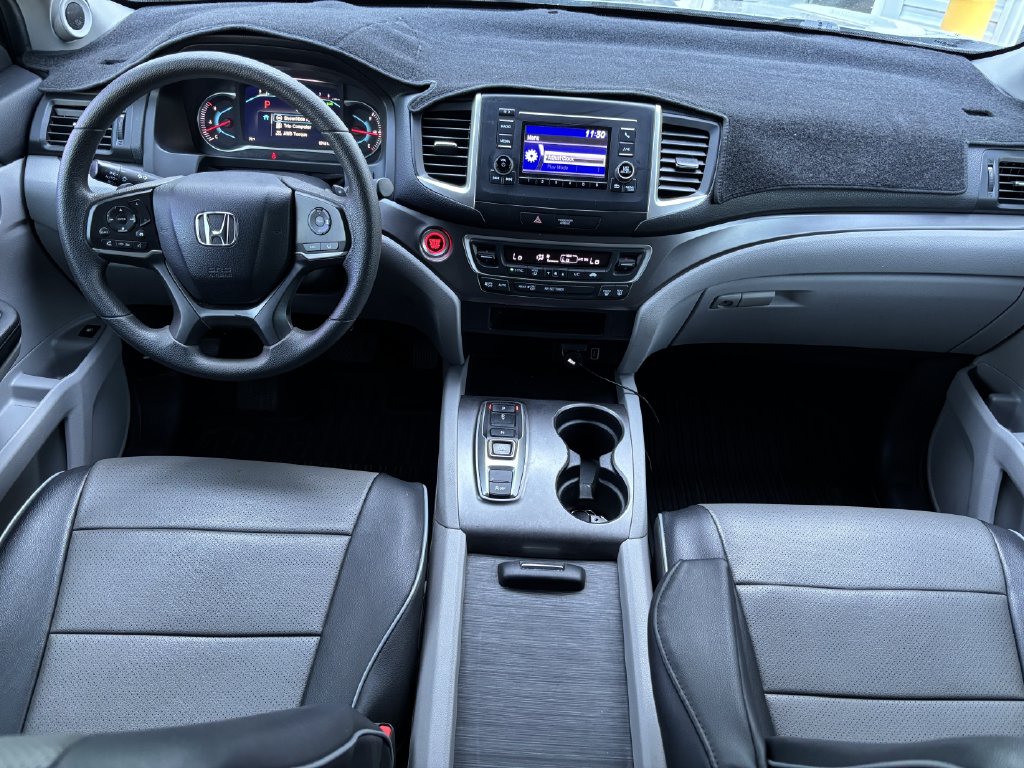 2021 Honda Pilot LX - Photo 21