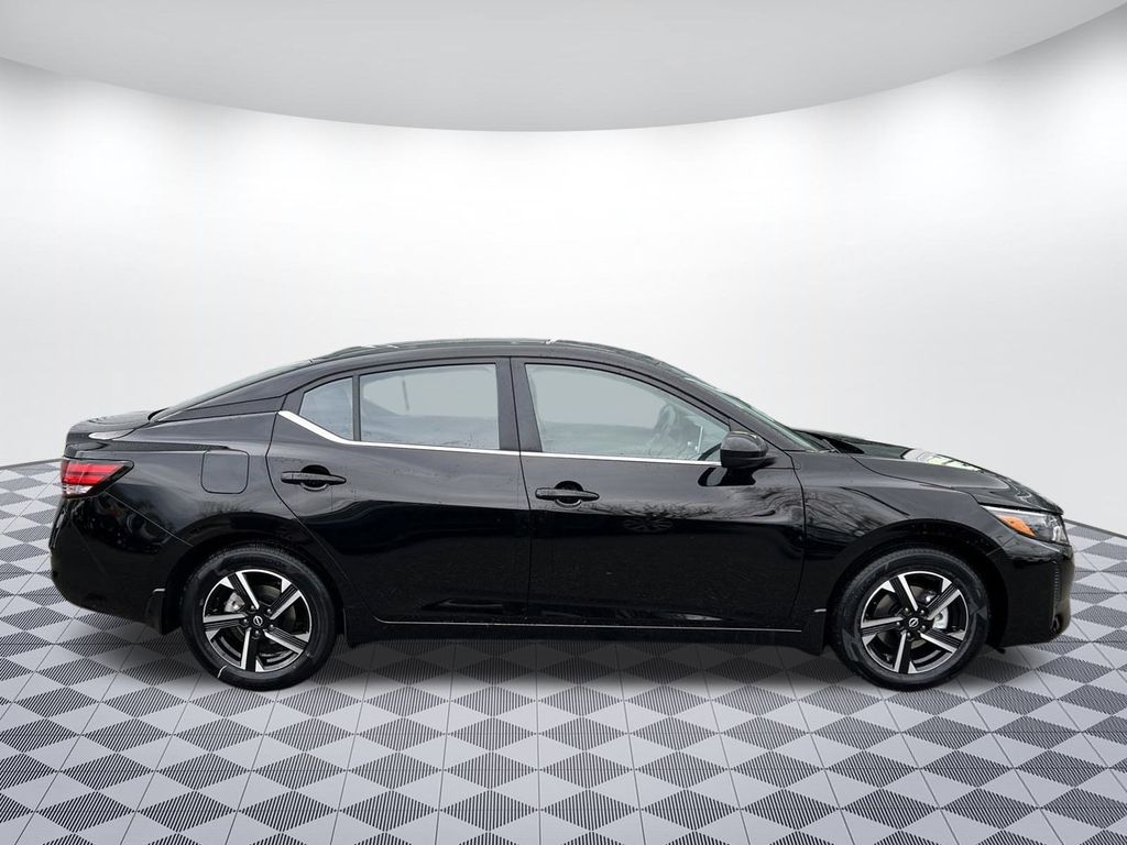 2025 Nissan Sentra SV photo 2