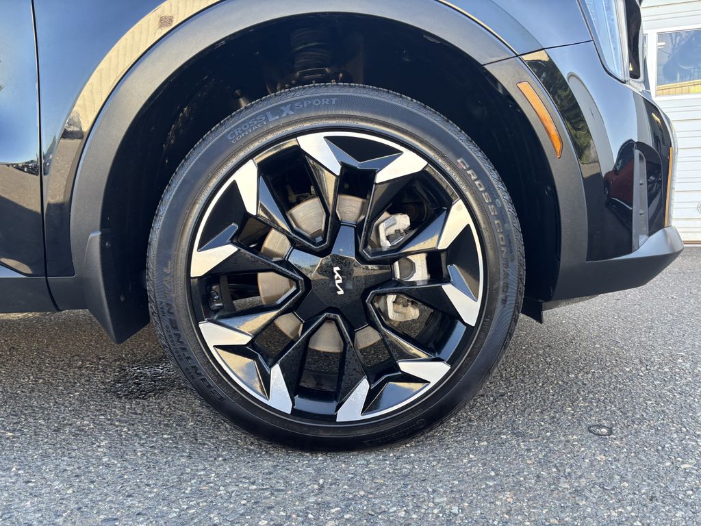 2025 Kia Sorento EX - Photo 9