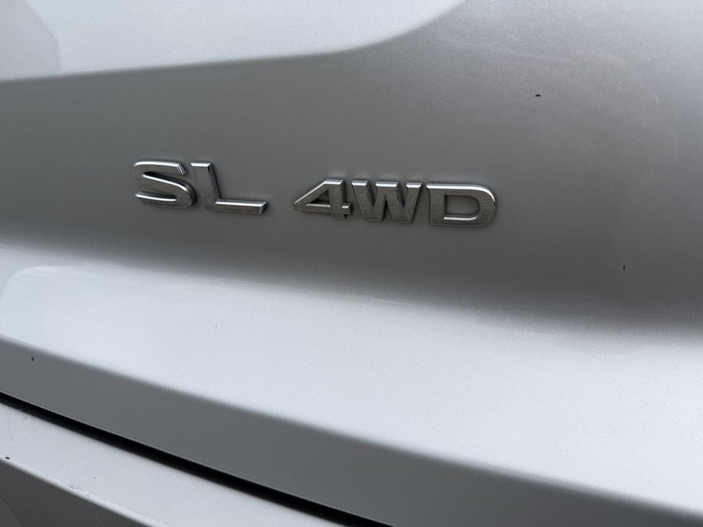2025 Nissan Pathfinder SL - Photo 10