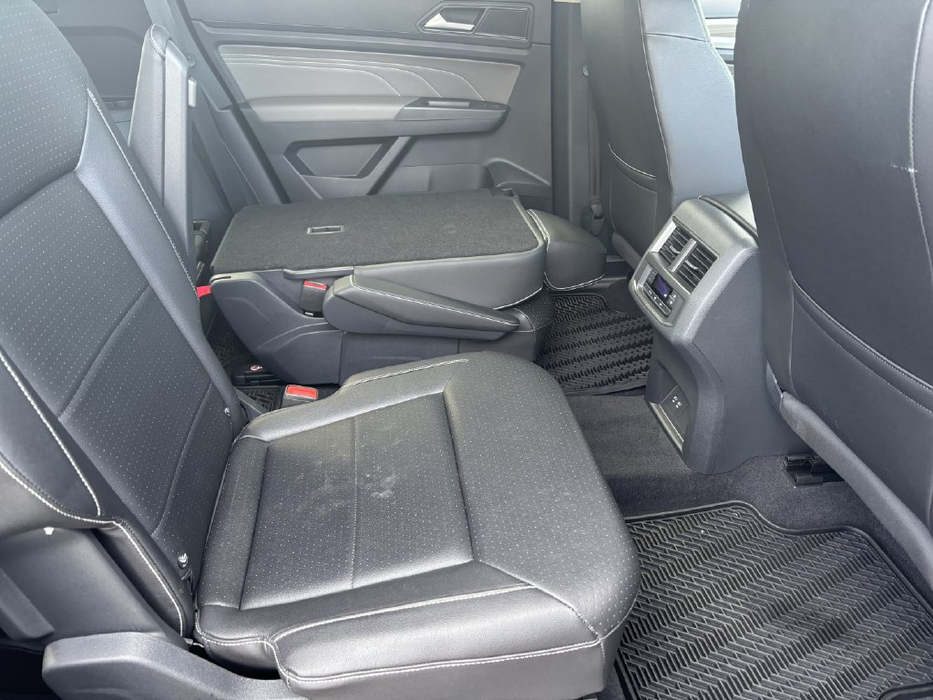 2023 Volkswagen Atlas SEL - Photo 28