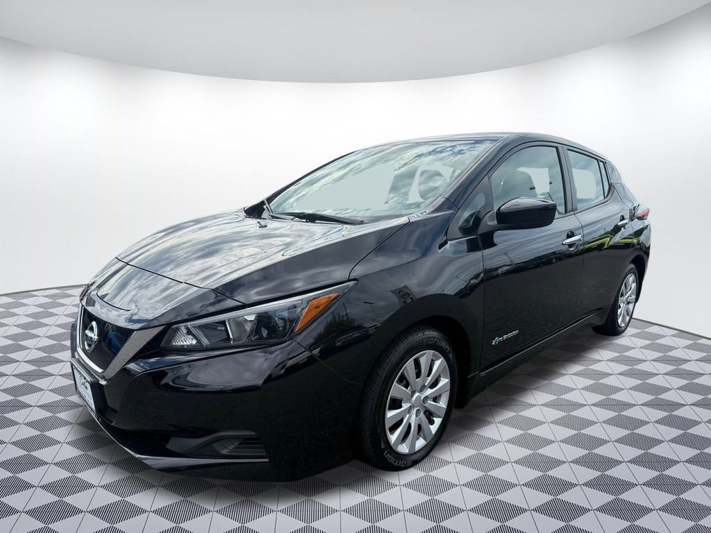 2018 Nissan Leaf S photo 3