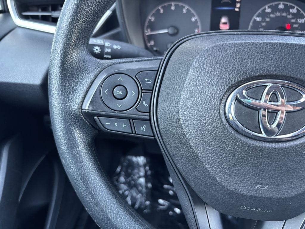 2023 Toyota Corolla LE - Photo 16