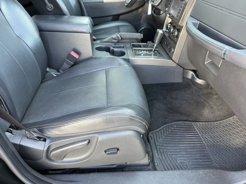 2012 Jeep Liberty Limited Jet Edition - Photo 28