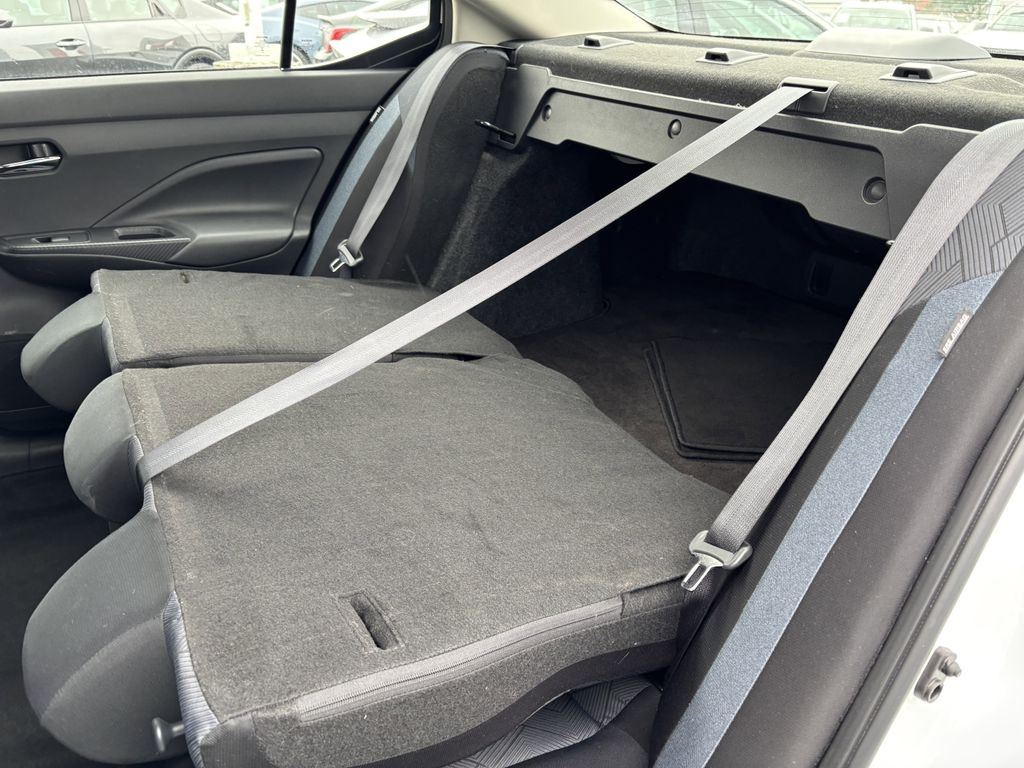 2023 Nissan Versa Sedan SV - Photo 27