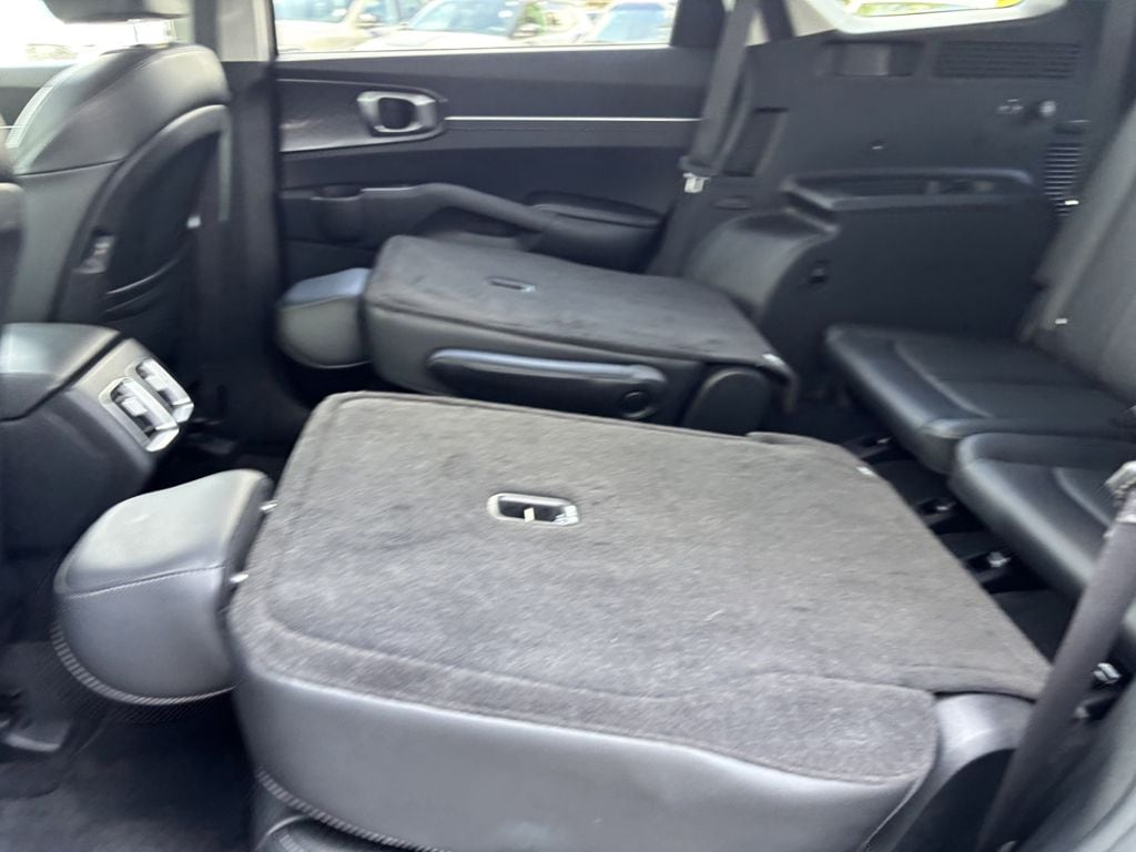 2025 Kia Sorento EX - Photo 26