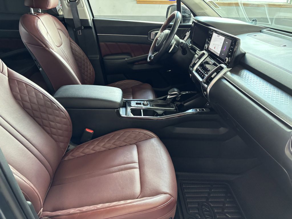 2022 Kia Sorento SX - Photo 31