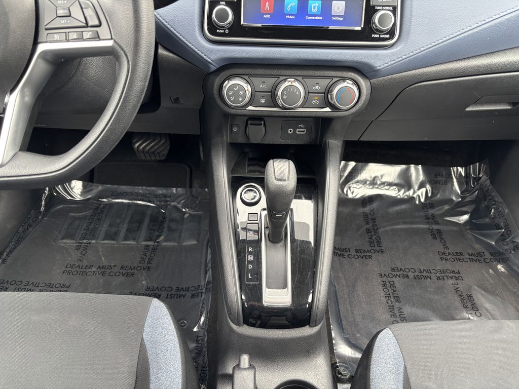 2023 Nissan Versa Sedan SV - Photo 20
