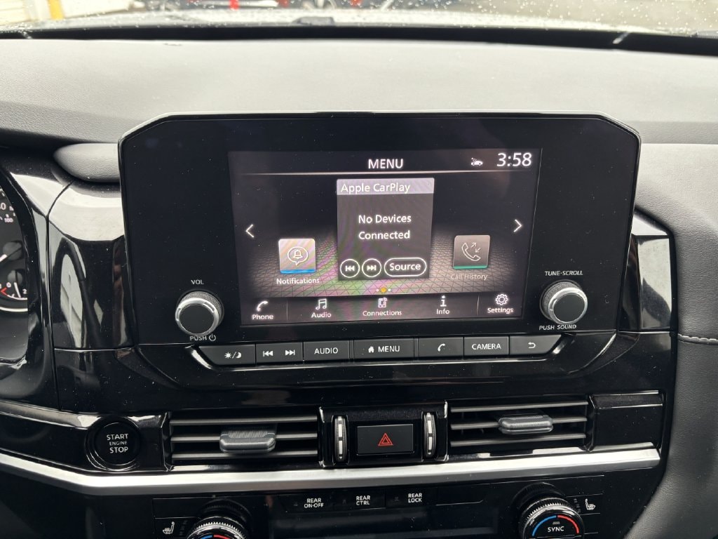 2025 Nissan Pathfinder SV - Photo 17