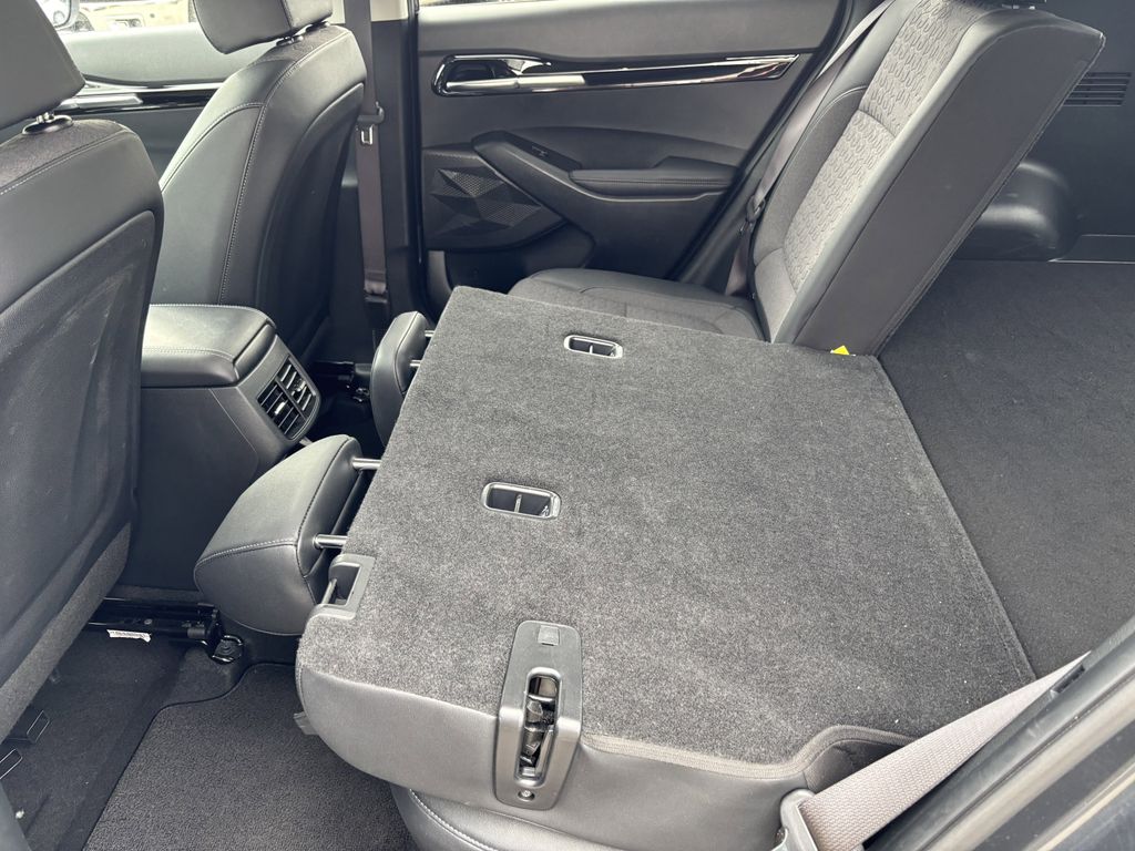 2025 Kia Seltos S - Photo 23