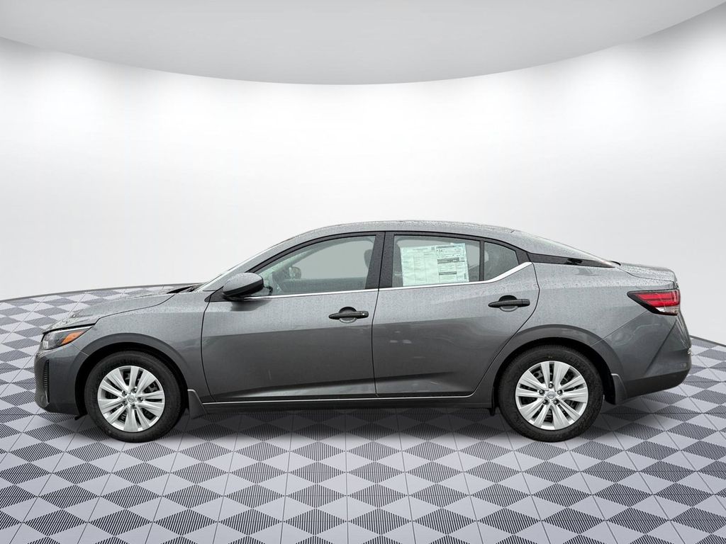 2025 Nissan Sentra S photo 4
