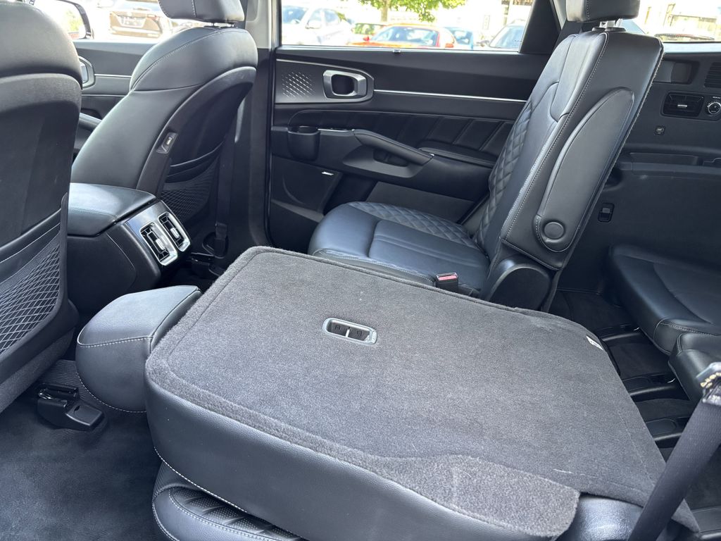 2022 Kia Sorento SX - Photo 25