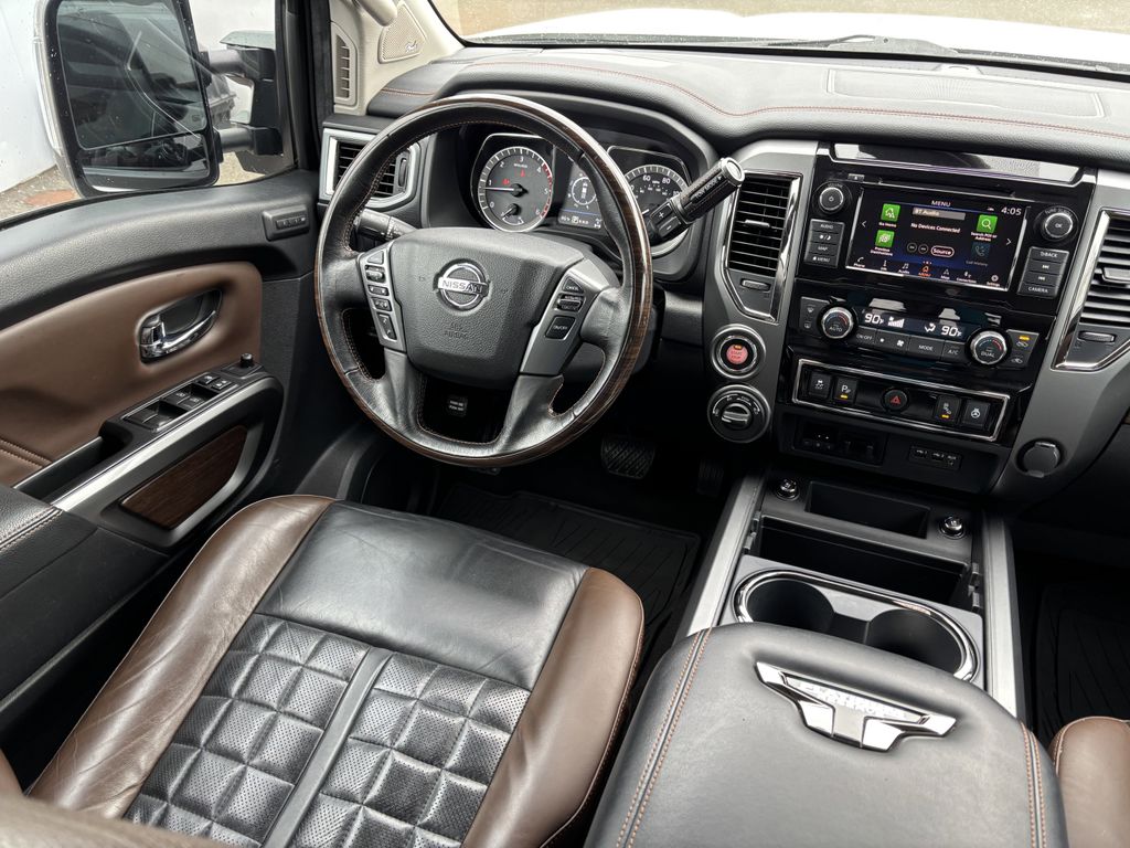 2019 Nissan Titan XD Platinum Reserve - Photo 21