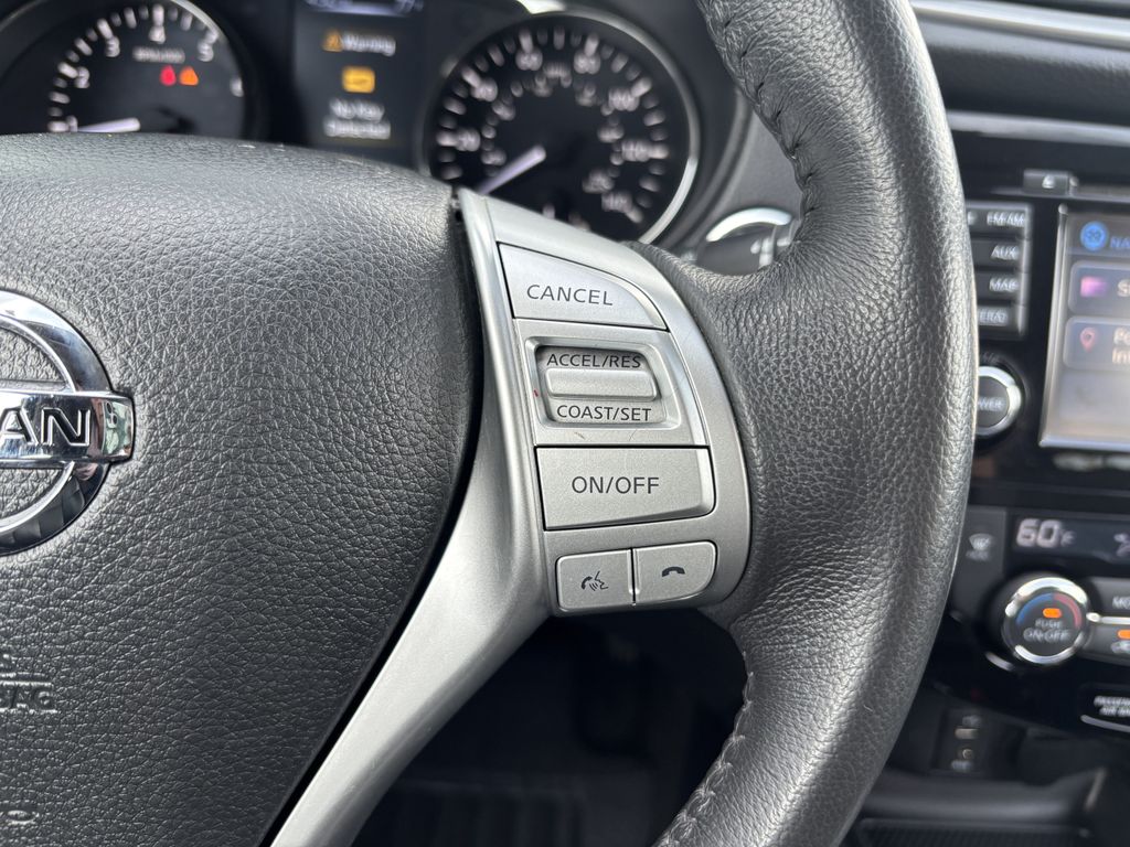 2016 Nissan Rogue SL - Photo 14