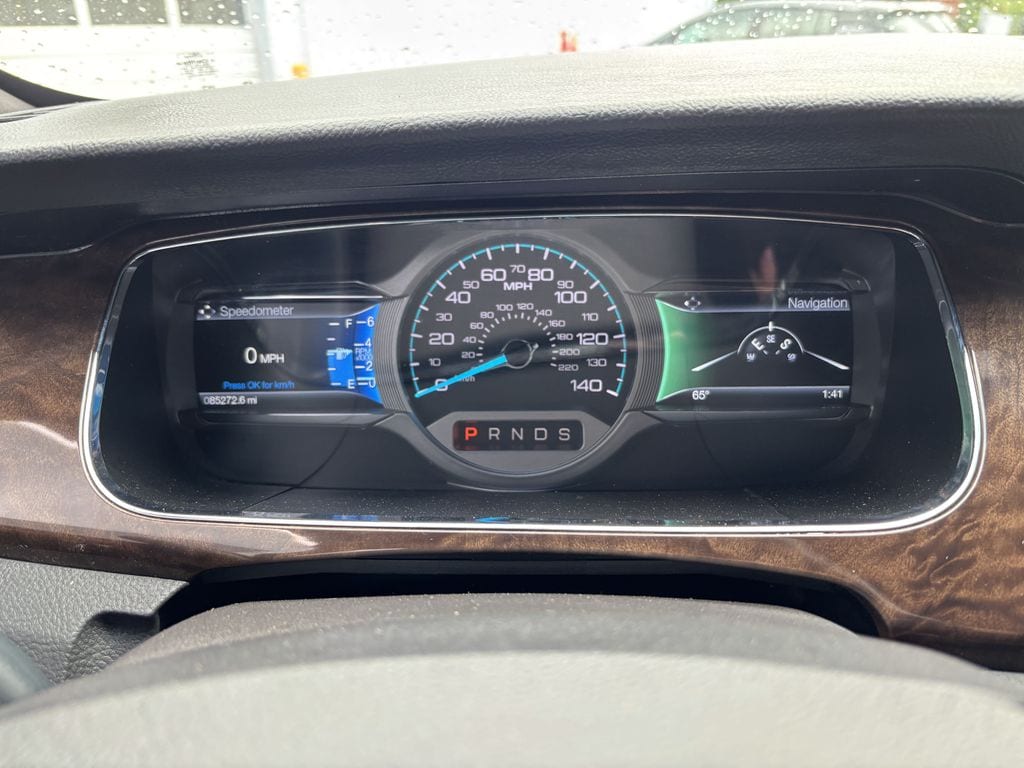 2019 Ford Taurus Limited - Photo 17