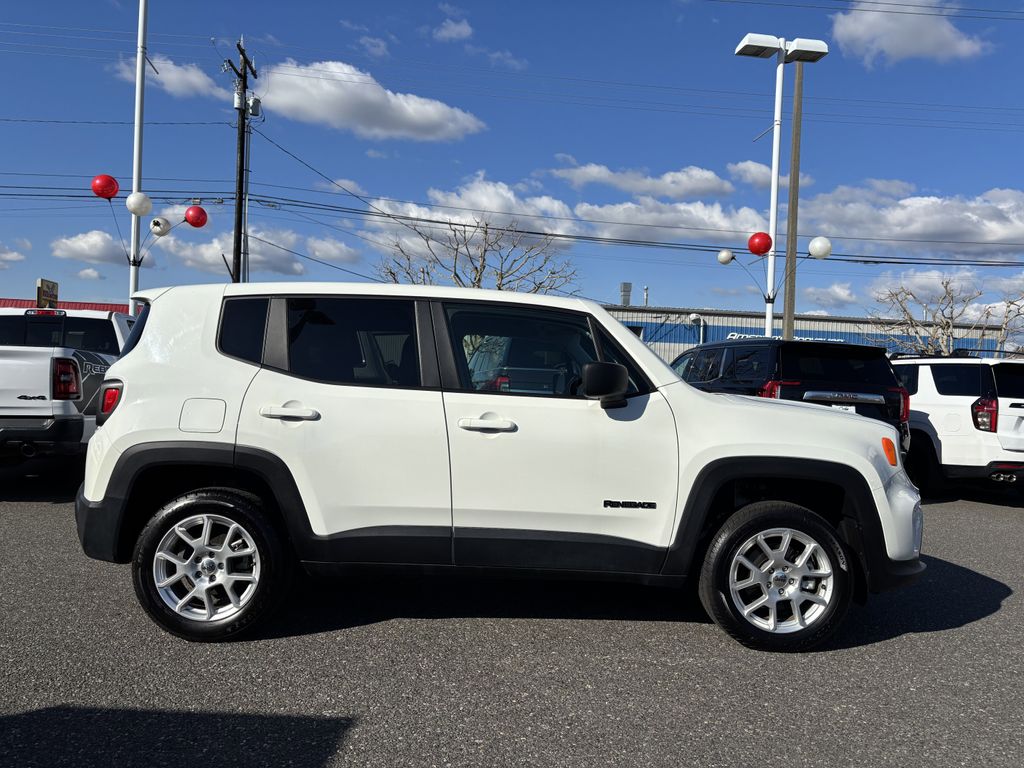 2023 Jeep Renegade Latitude - Photo 9