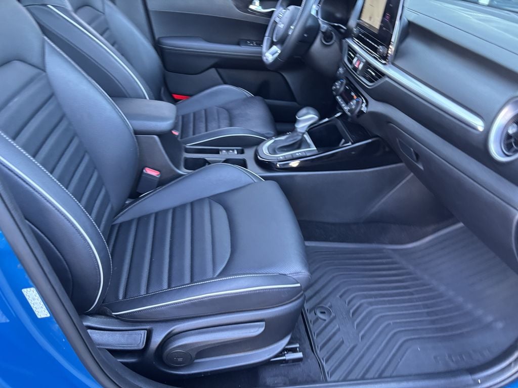 2023 Kia Forte GT-Line - Photo 29