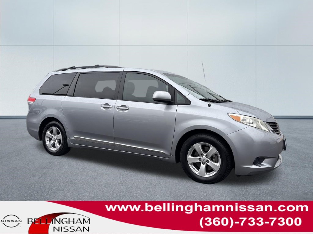 2013 Toyota Sienna LE