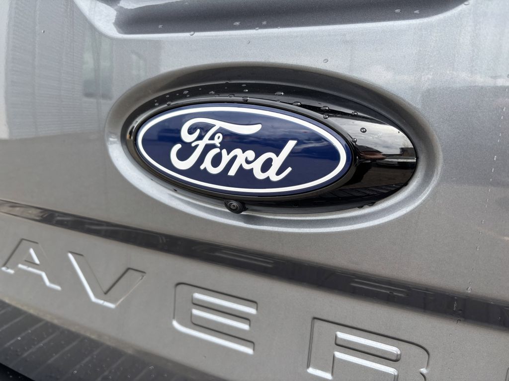 2025 Ford Maverick XLT - Photo 10