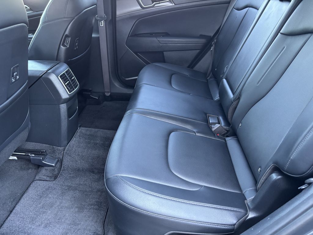 2025 Kia Sportage EX Hybrid - Photo 23