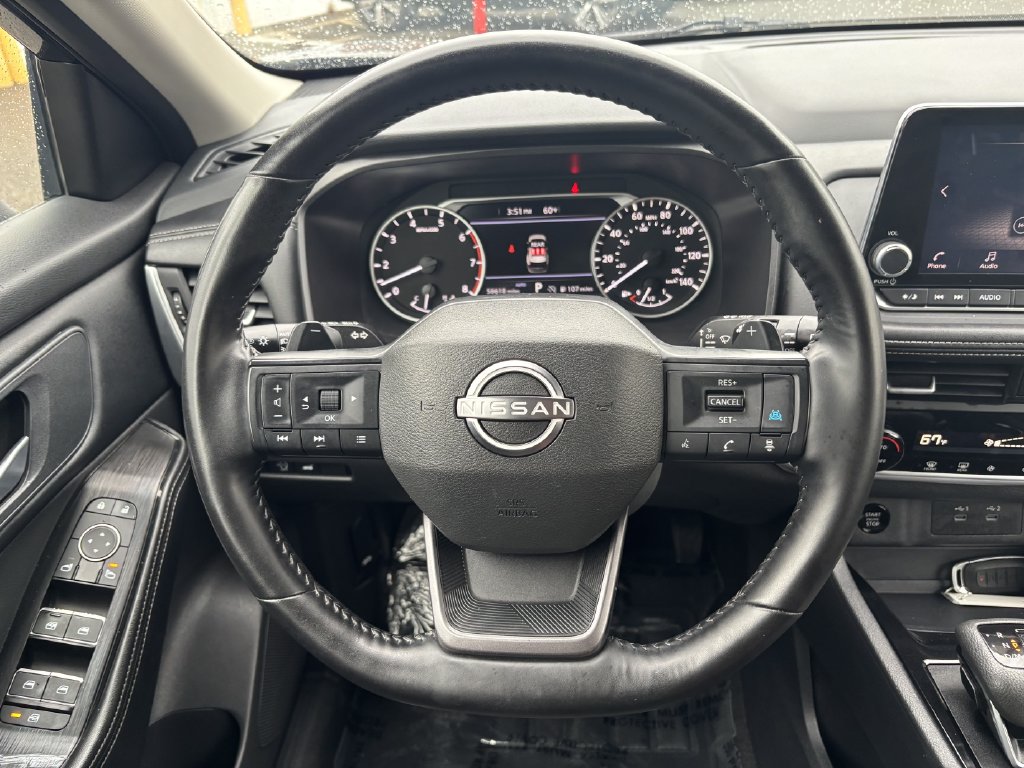 2025 Nissan Rogue SV - Photo 13