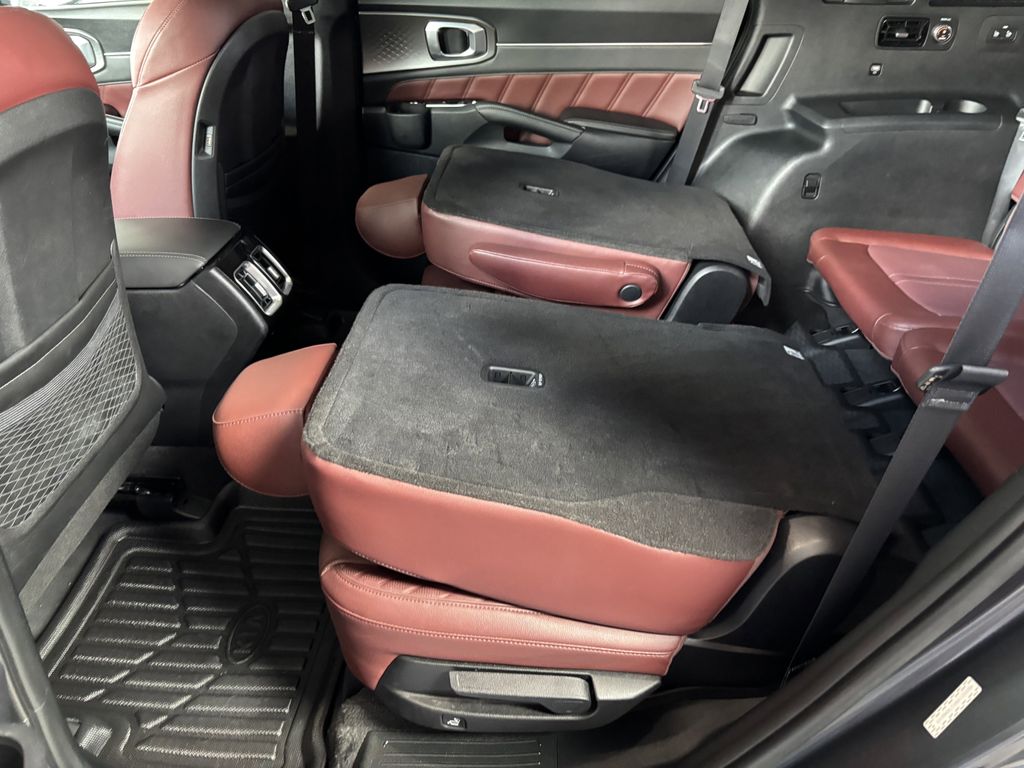 2022 Kia Sorento SX - Photo 26