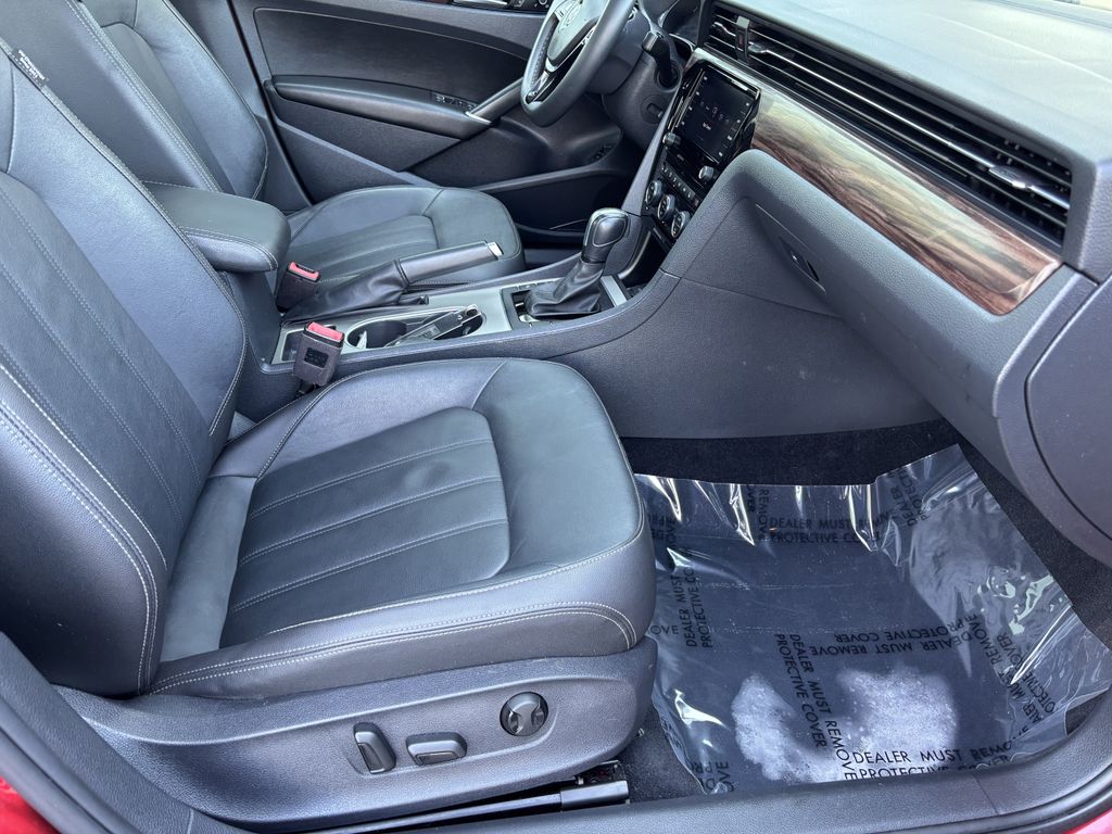 2022 Volkswagen Passat Limited Edition - Photo 26