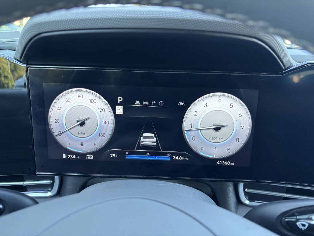 2025 Hyundai Elantra SEL - Photo 16