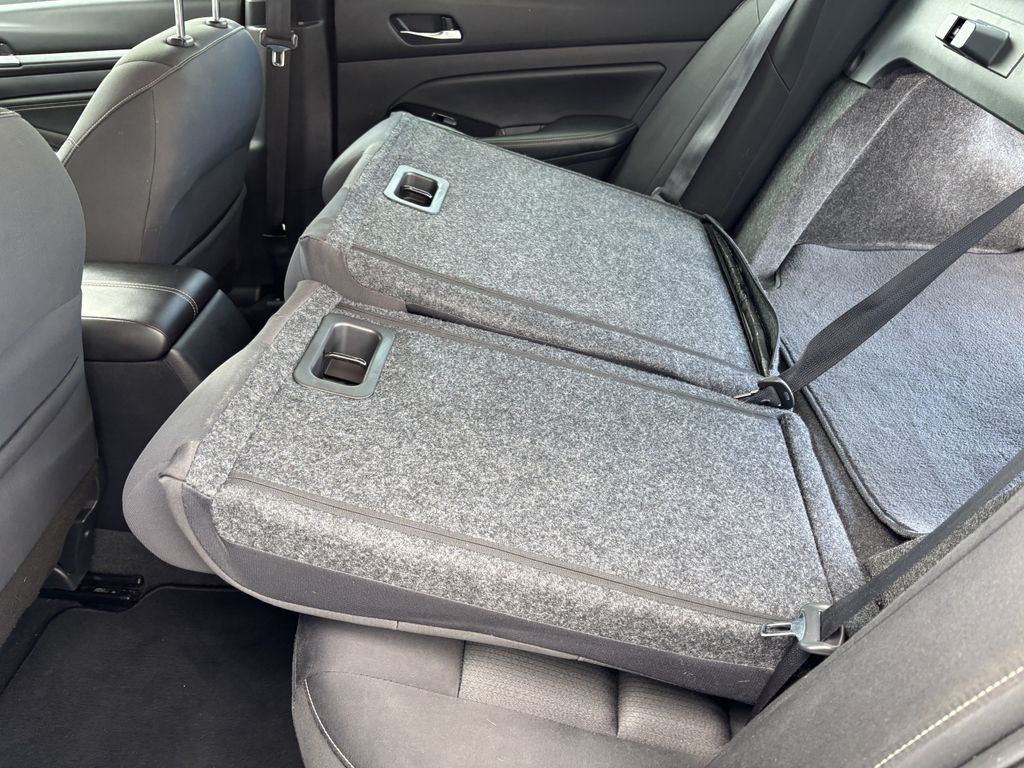 2021 Nissan Altima SV - Photo 25