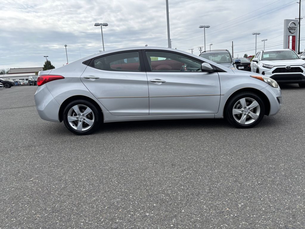 2011 Hyundai Elantra GLS - Photo 8