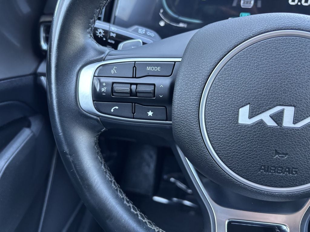 2025 Kia Sportage EX Hybrid - Photo 16