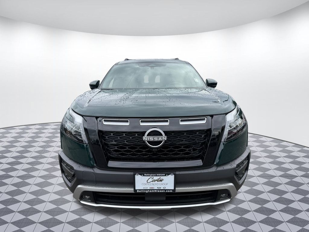 2025 Nissan Pathfinder Rock Creek photo 2
