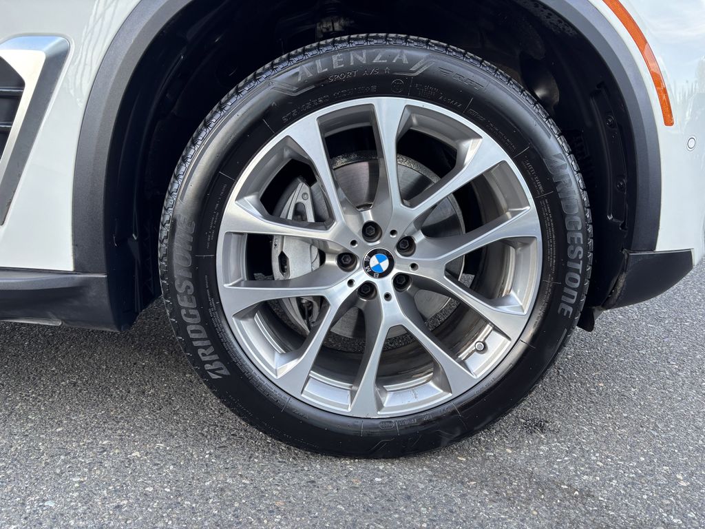 2026 BMW X5 40i - Photo 9