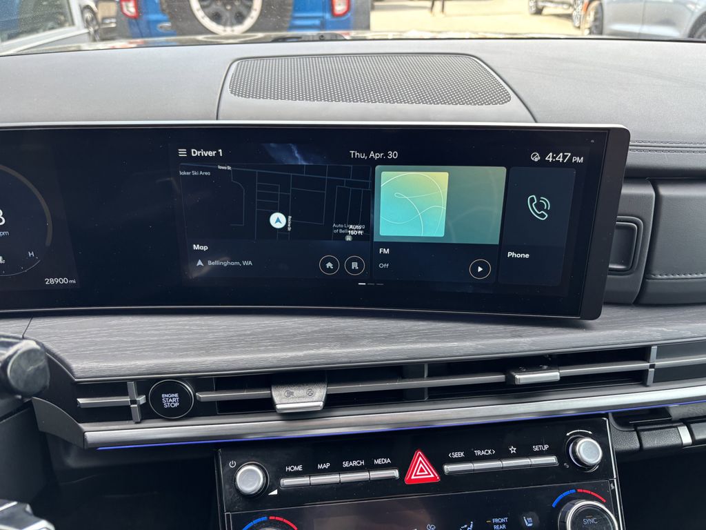 2025 Hyundai Santa Fe Limited - Photo 16