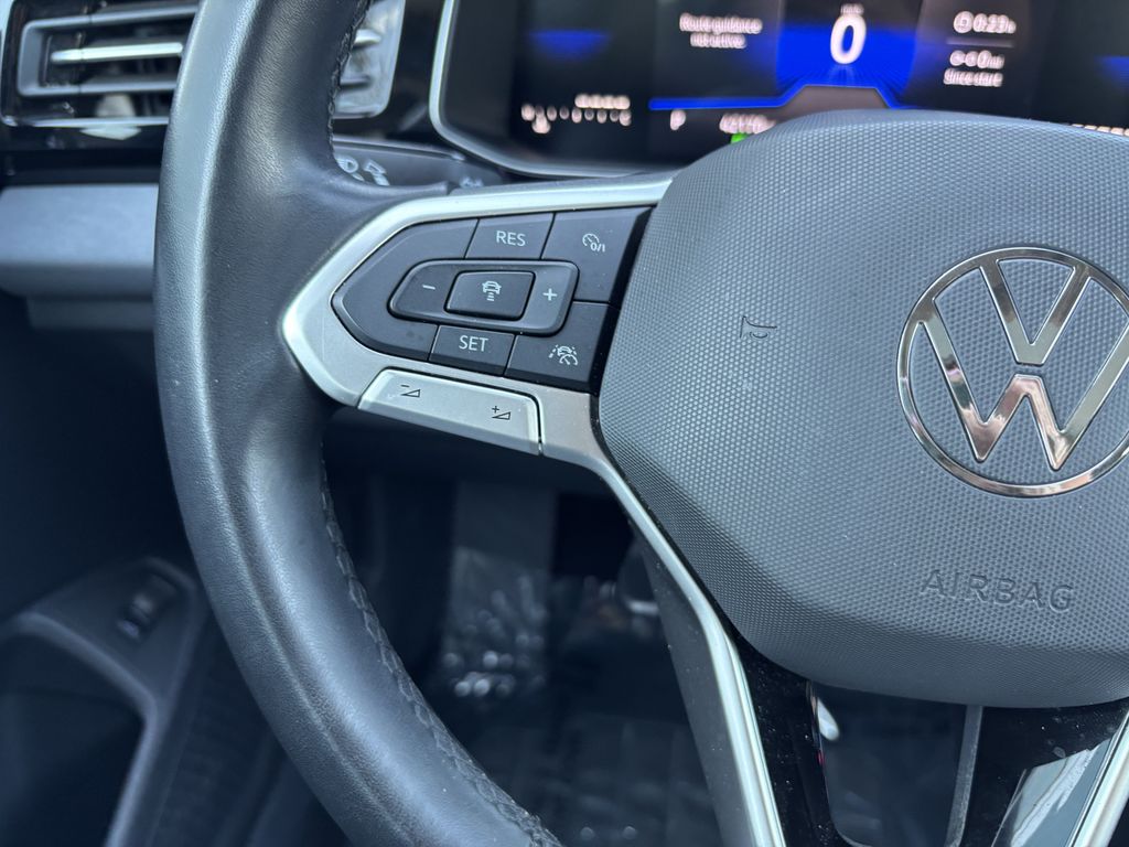2025 Volkswagen Jetta SE - Photo 15