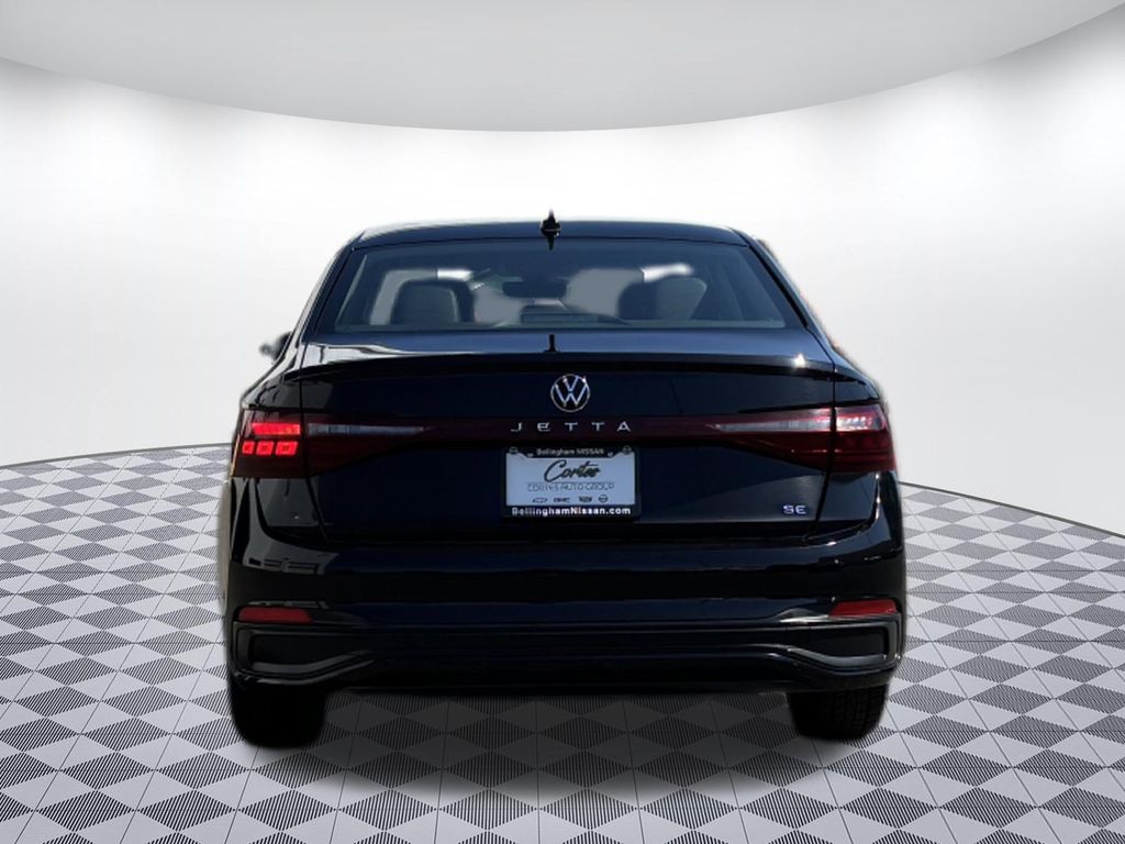 2025 Volkswagen Jetta SE - Photo 6