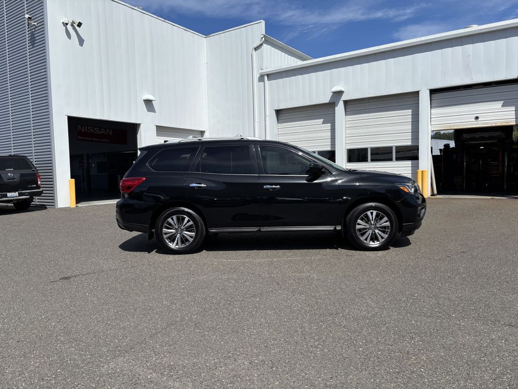 2019 Nissan Pathfinder S - Photo 8