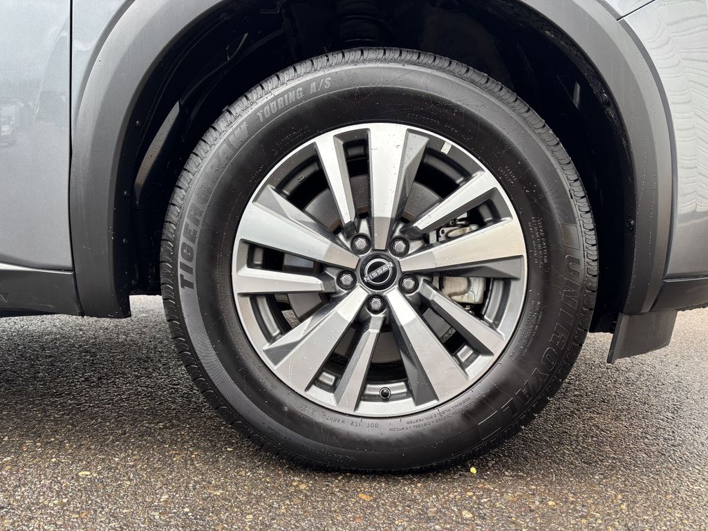 2025 Nissan Pathfinder SL - Photo 9