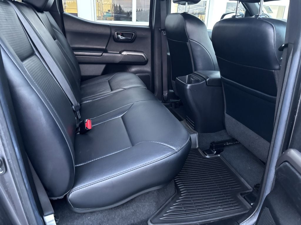 2022 Toyota Tacoma Limited - Photo 27