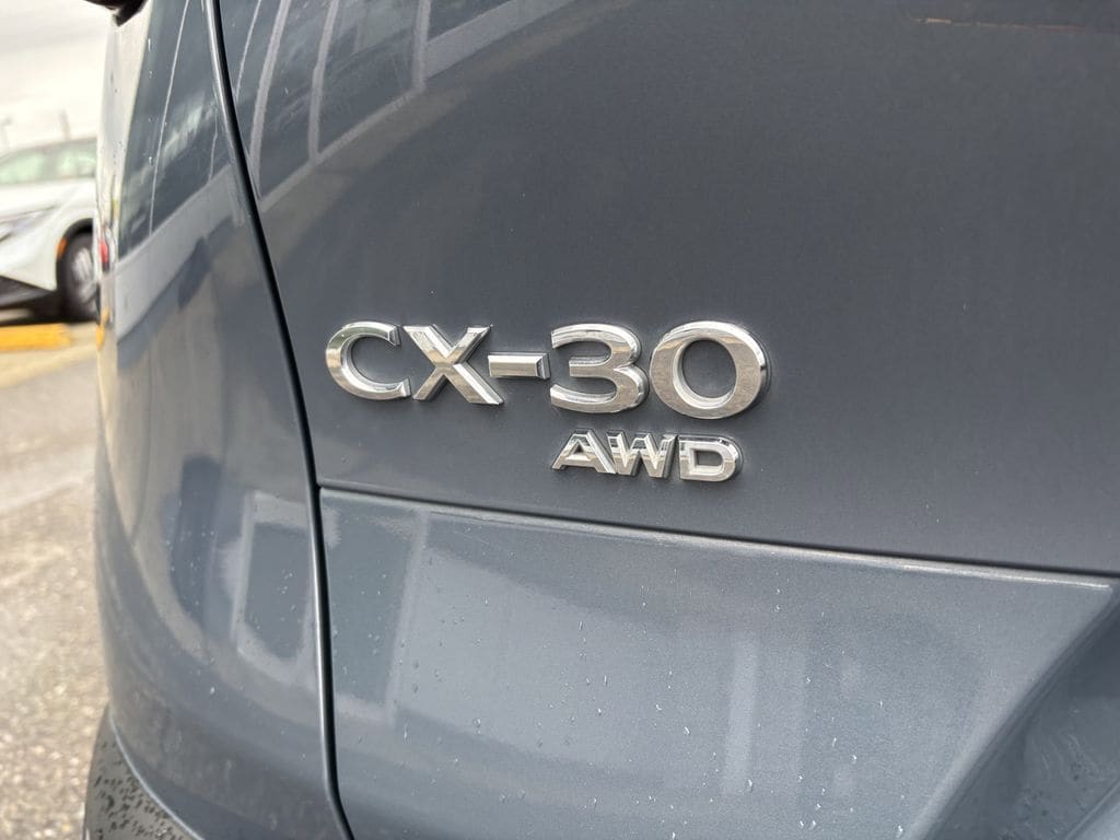 2024 Mazda CX-30 Carbon Edition - Photo 11